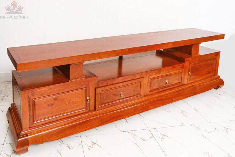 Kệ tivi gỗ hương đá vân gỗ tự nhiên đẹp mắt.