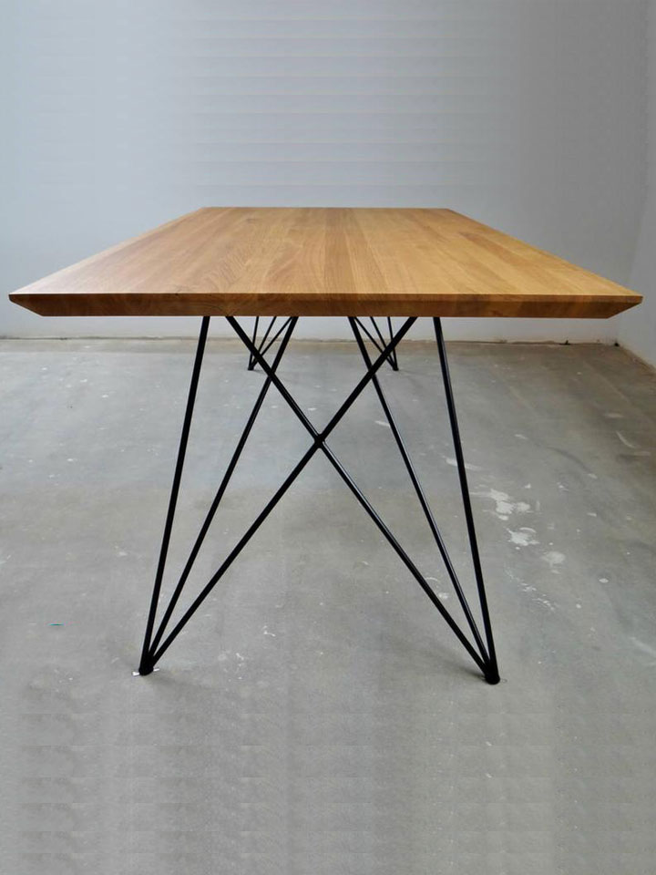 Chân bàn sắt tròn đơn giản