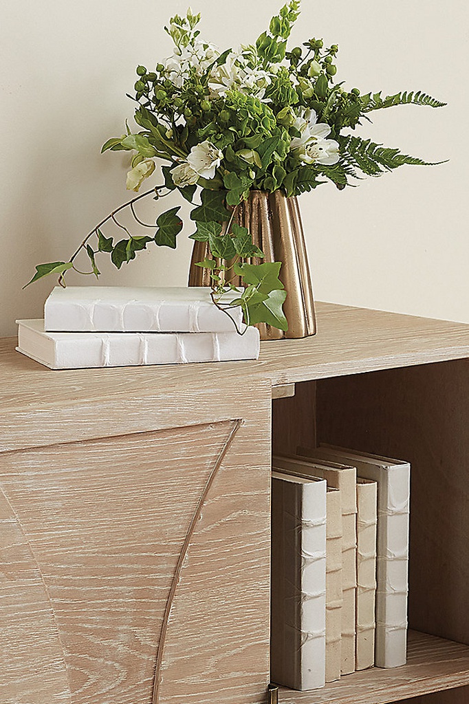 tu-trang-tri-go-soi-oak-cao-81-rong-81-sau-42-cm-23852