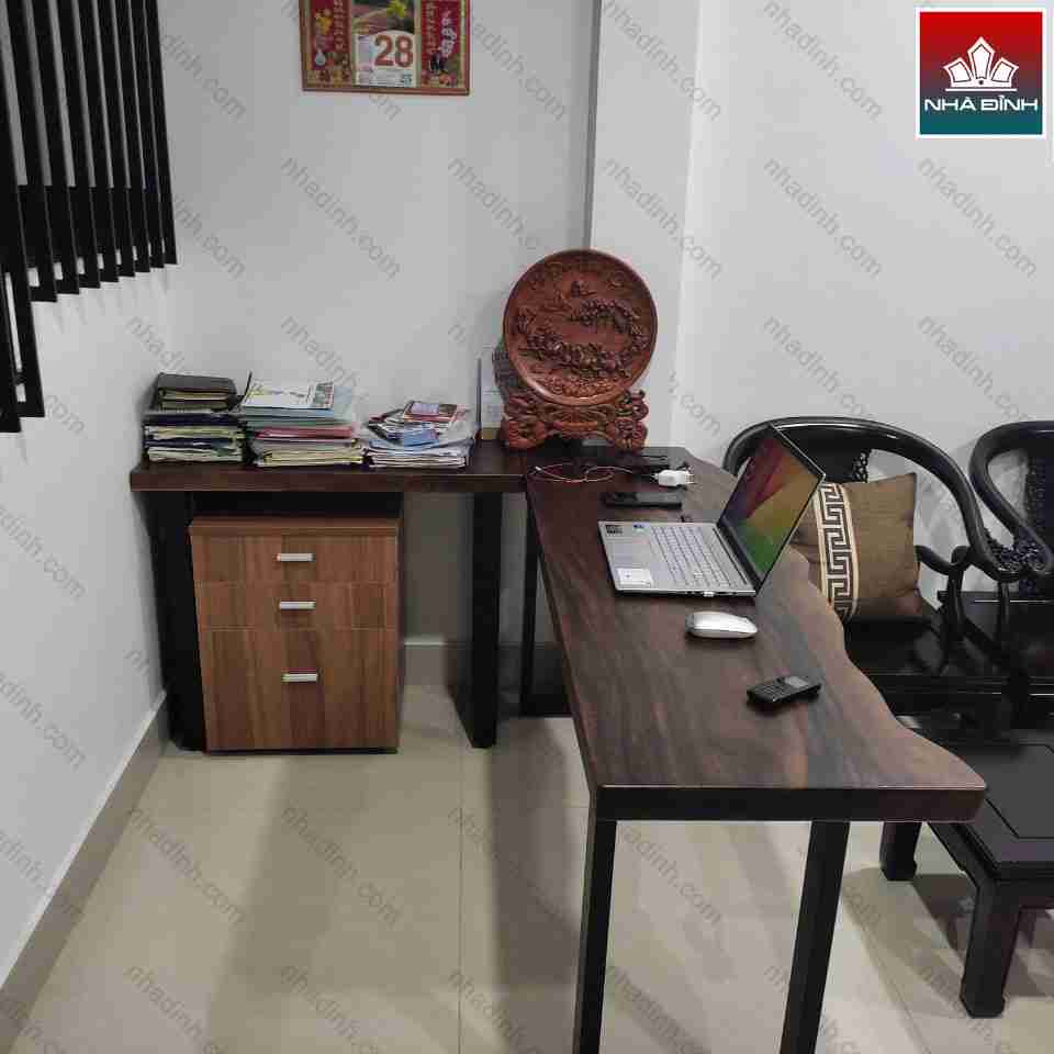 ban-lam-viec-chu-l-go-me-tay-dai-300-rong-42-45-cm-8318