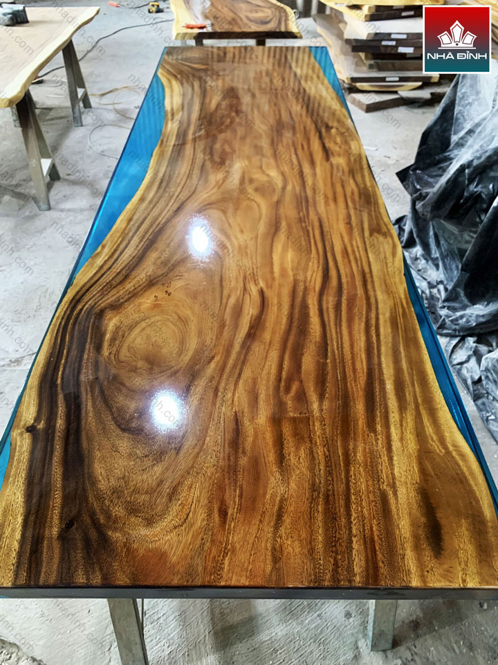 Mặt Bàn Ăn Gỗ Me Tây Kết Hợp Epoxy Dài 280 Rộng 80 Dày 5 (cm)