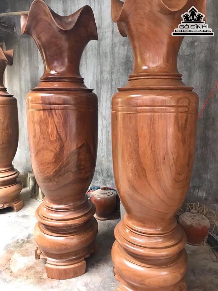 Cặp Lục Bình Gỗ Lim Việt 