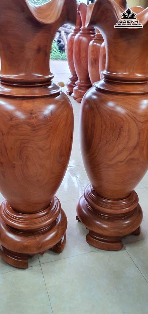 Cặp Lục Bình Gỗ Hương Đỏ Cao 127 Đường Kính 45 (cm) 1