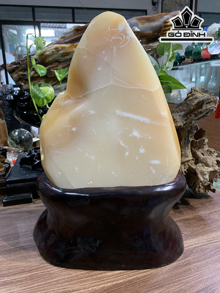 Núi Đá Cảnh Đá Ngọc Hoàng Long Cao 41 Ngang 29 Sâu 21,5 (cm) 16,3kg