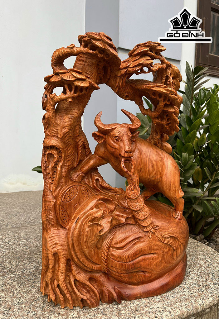 Tượng Trâu Gỗ Hương Cao 57 Ngang 39 Sâu 19 (cm)