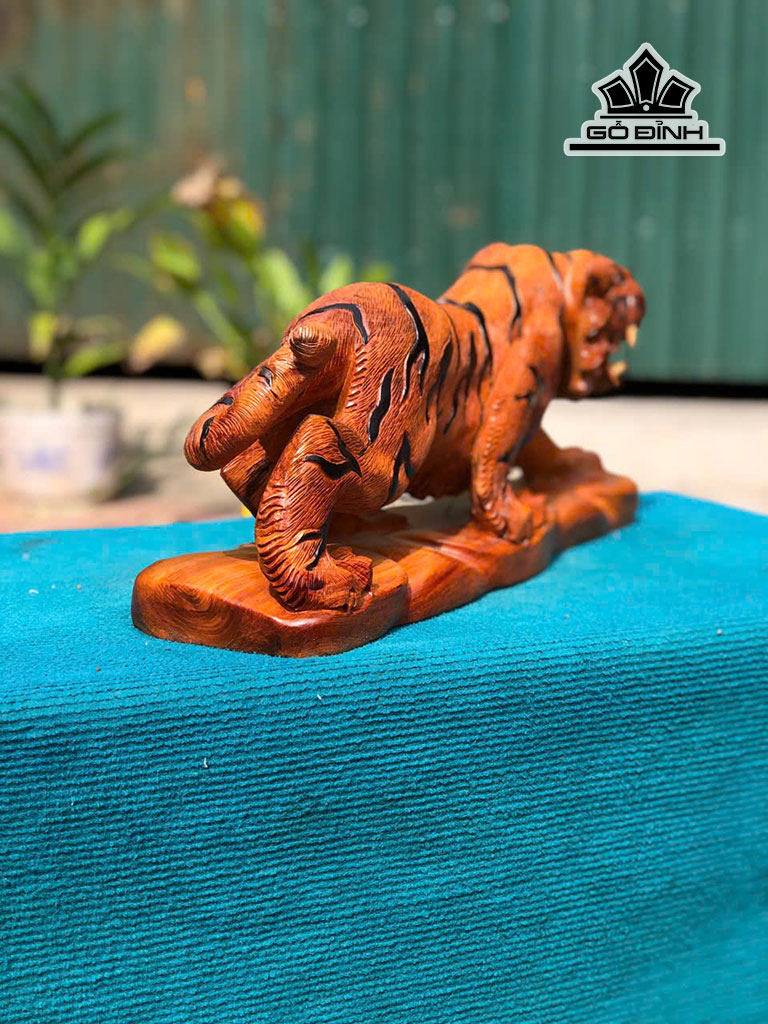 tuong-ho-phong-thuy-go-huong-cao-22-ngang-52-sau-14-cm-459833