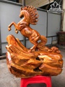 tuong-ngua-phong-thuy-nhat-ma-phi-thien-go-huong-cao-54-ngang-48-sau-25-cm-463997