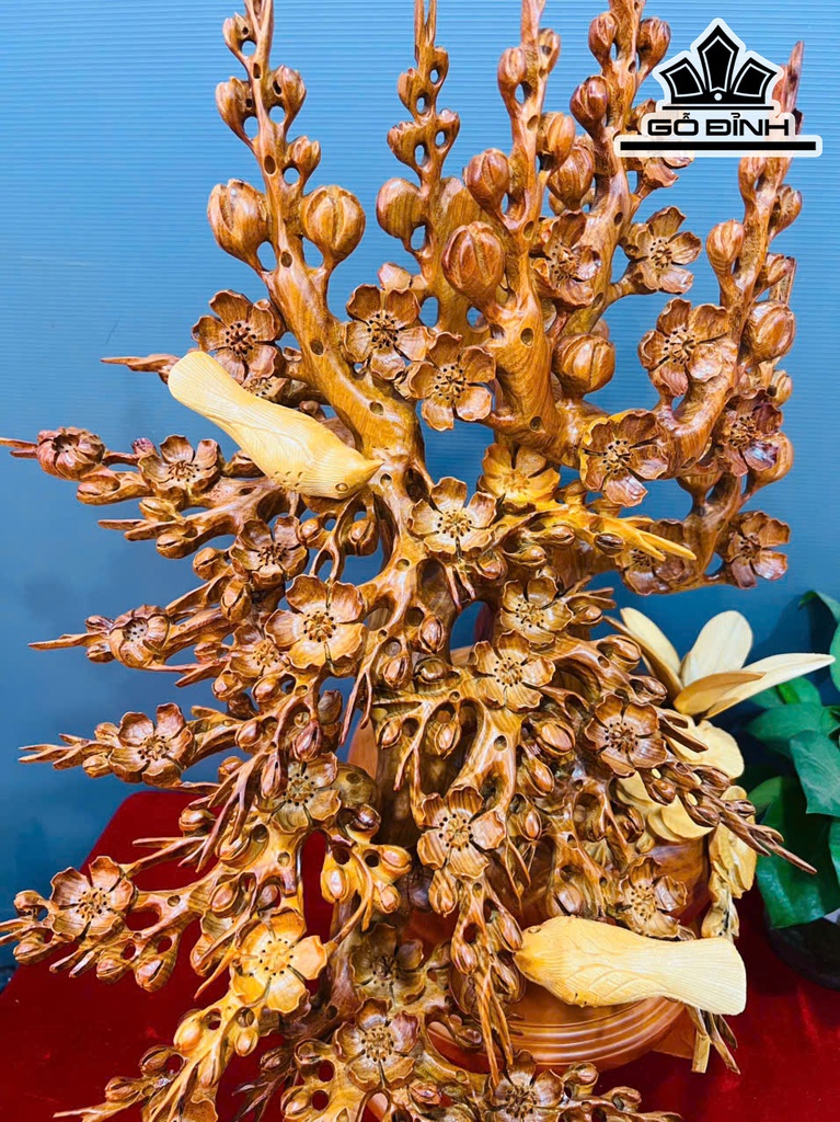 hoa-mai-phu-quy-go-huong-cao-68-ngang-55-sau-35-cm-464107