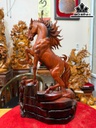 tuong-ngua-phong-thuy-nhat-ma-phi-thien-go-trac-cao-43-ngang-26-sau-16-cm-464239
