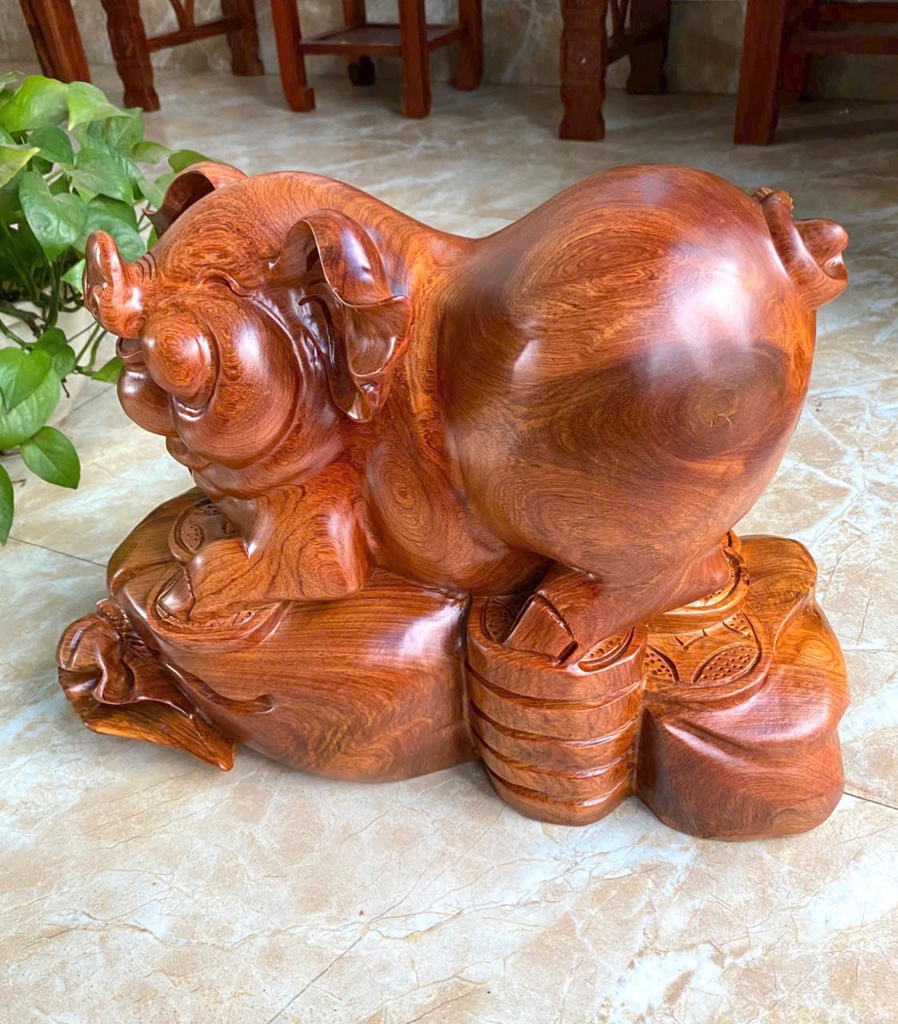 Tượng Heo Gỗ Hương Cao 30 Ngang 41 Sâu 18 (cm)