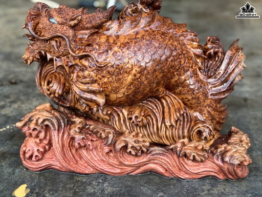 Tượng Cá Chép Hóa Rồng Gỗ Nu Ngọc Am Cao 28 Ngang 39 Sâu 16 (cm)